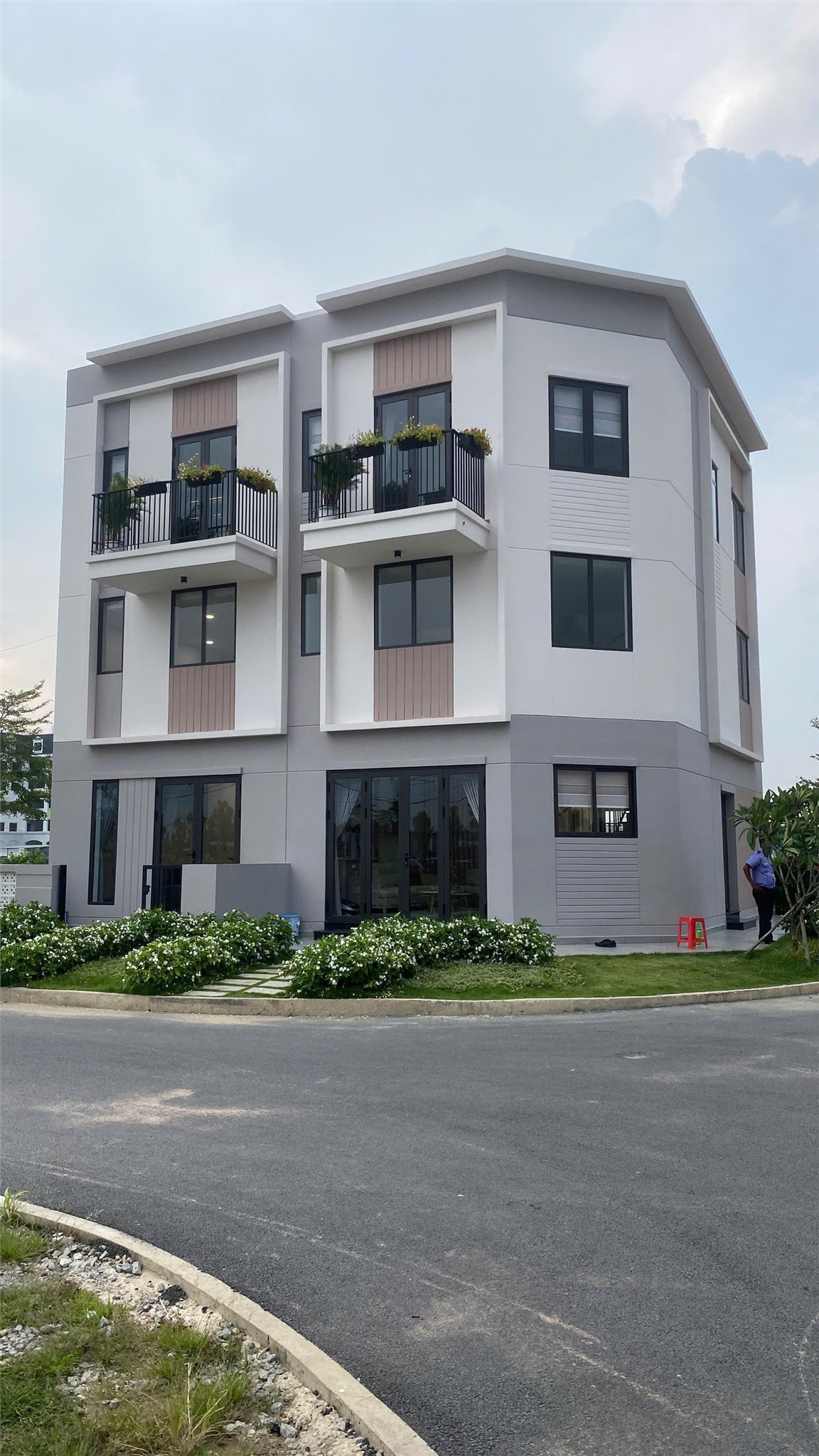 Sổ Hồng Lâu Dài – Vay 75%, Lãi Suất Cố Định 6,1%/năm - Ảnh chính